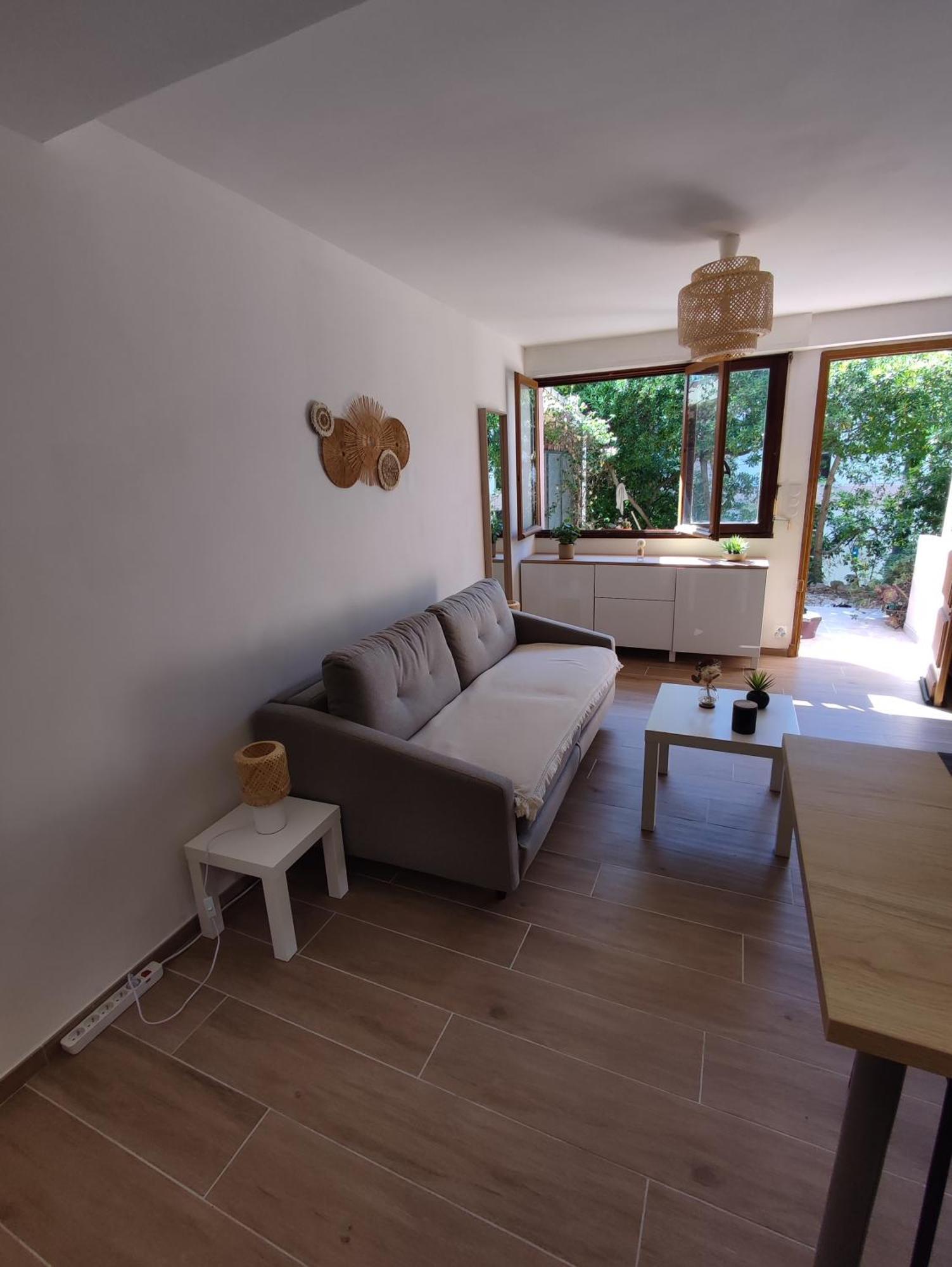 Charmant Studio Lavandou - 500M Plage Le Lavandou Exterior foto